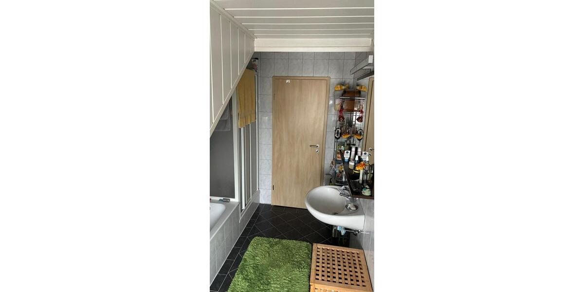 Dachgeschoßwohnung Wettstetten - 3 Zimmer, 85 m&sup2;, 935&euro; | Angebot:24766159