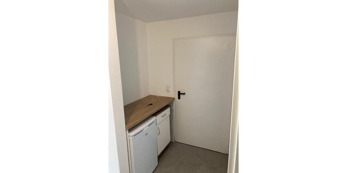 Erdgeschoßwohnung Böblingen - 1.5 Zimmer, 30 m&sup2;, 725&euro; | Angebot:25157279