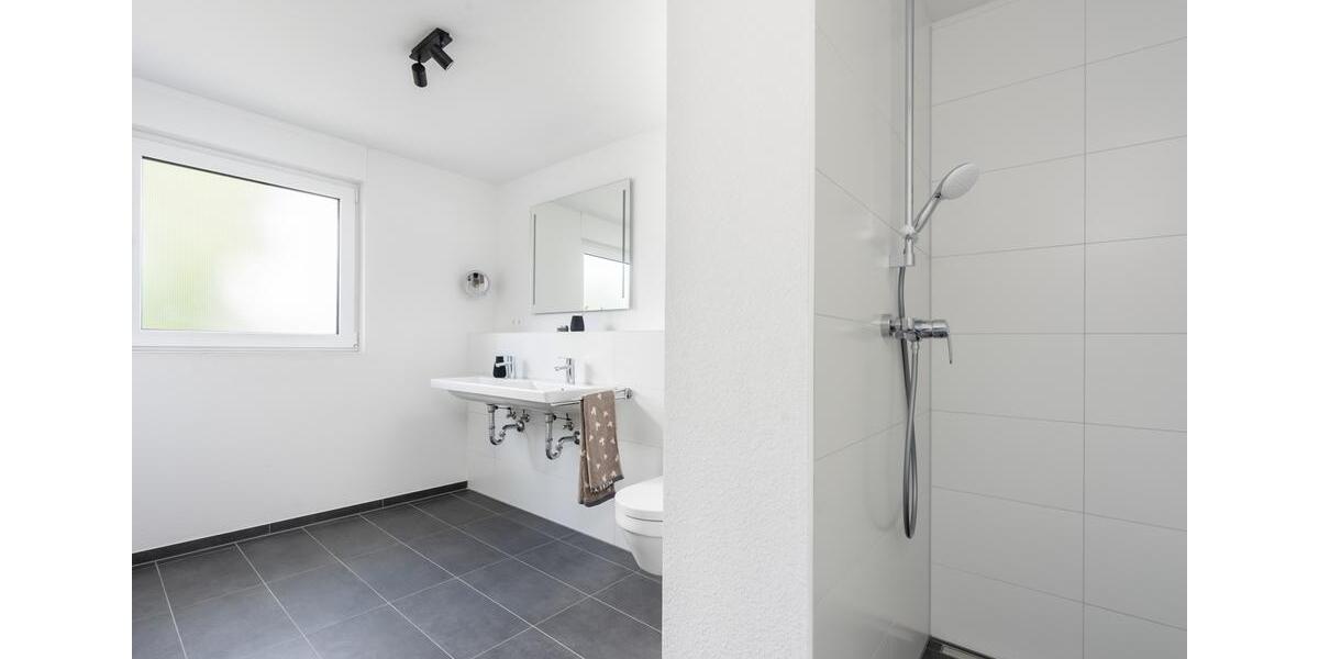 Doppelhaushälfte Pulheim - 5 Zimmer, 185 m&sup2;, 2.440&euro; | Angebot:24713515