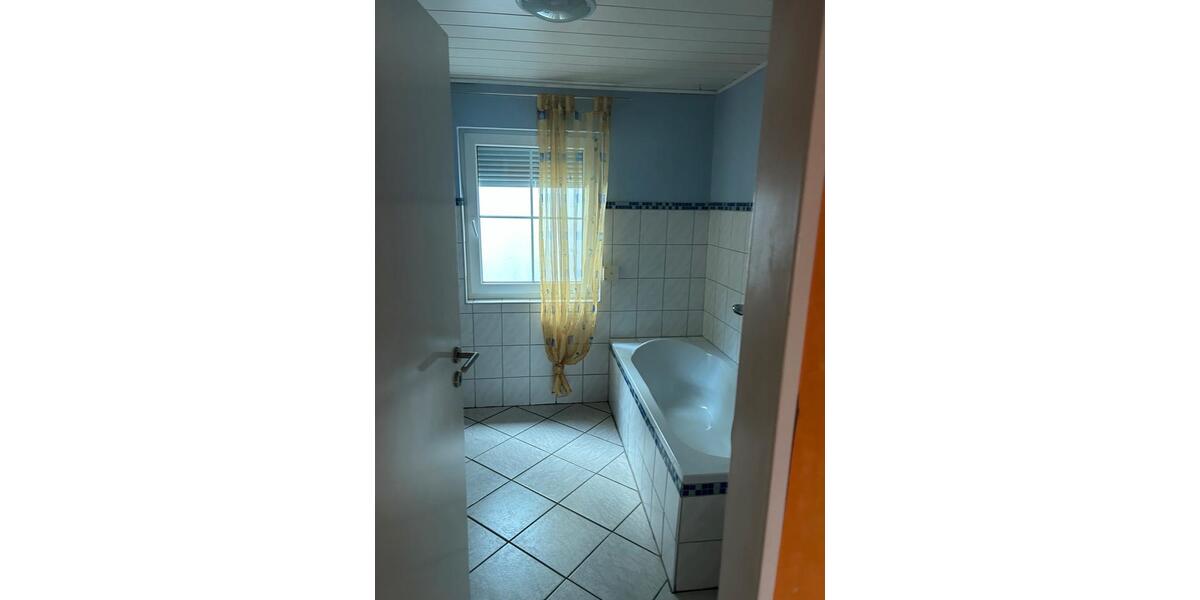 Doppelhaushälfte Höpfingen - 3 Zimmer, 82 m&sup2;, 560&euro; | Angebot:24578439