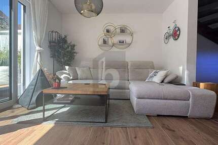 Haus Kaufering - 6.5 Zimmer, 160 m&sup2;, 2.300&euro; | Angebot:27070421