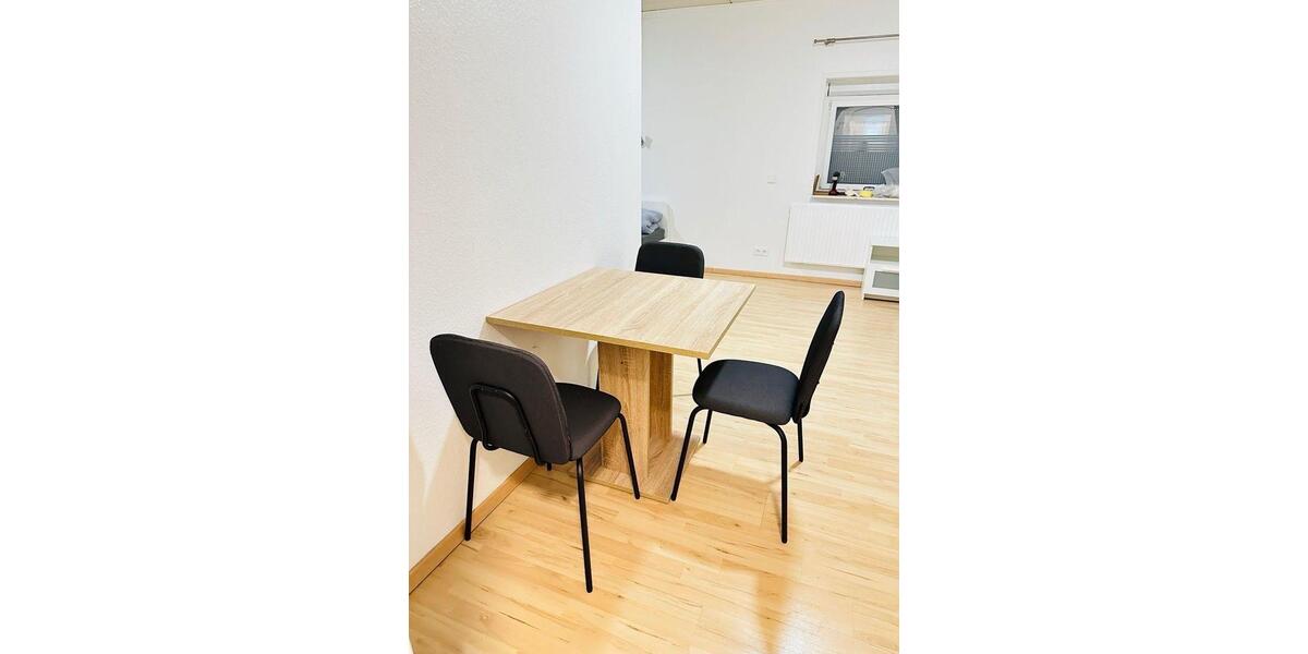 Wohnen auf Zeit Rüsselsheim am Main - 20 Zimmer, 320 m&sup2;, 16&euro; | Angebot:21288248