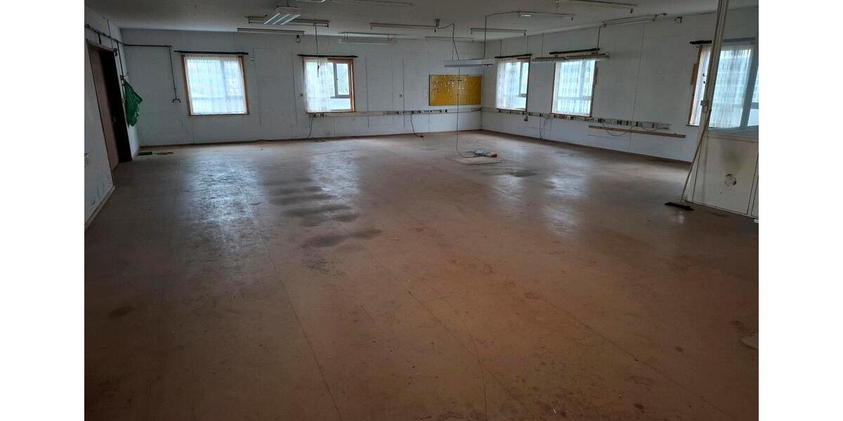 Gewerbeobjekt Balingen - 1.200&euro; | Angebot:25709055