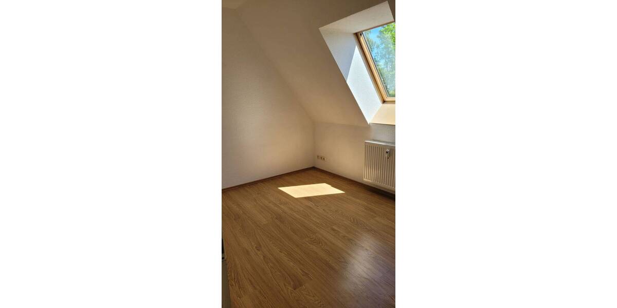 Etagenwohnung Erlau Schweikershain - 4 Zimmer, 70 m&sup2;, 390&euro; | Angebot:25670604