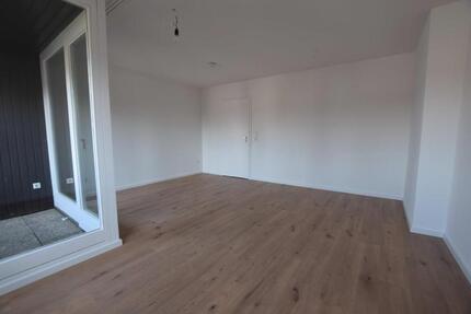 ***SozialWohnung mit Wohnberechtigungsschein****Frisch Renoviert für 2 Personen***
