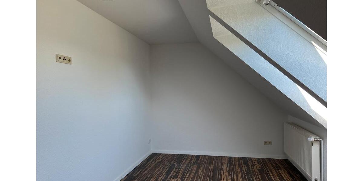 Dachgeschoßwohnung Fürstenwalde (Spree) - 5 Zimmer, 118 m&sup2;, 1.350&euro; | Angebot:26327116