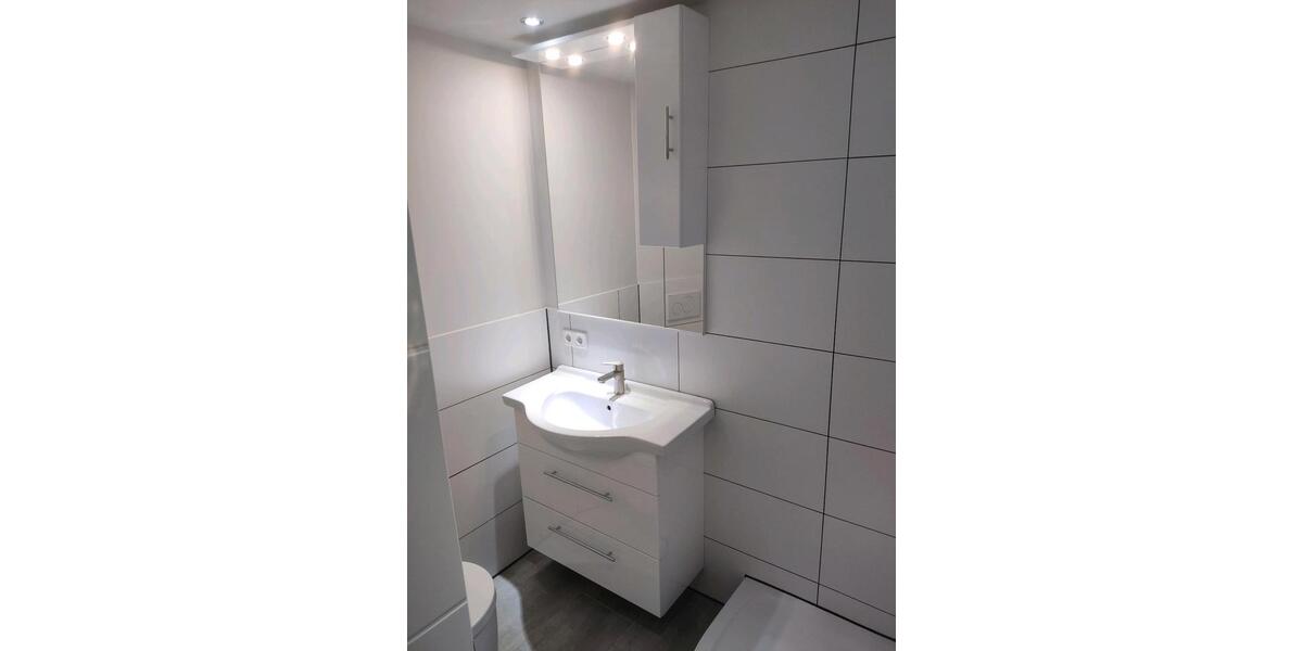 Wohnen auf Zeit Kaisheim - 5 Zimmer, 16 m&sup2;, 500&euro; | Angebot:26443177