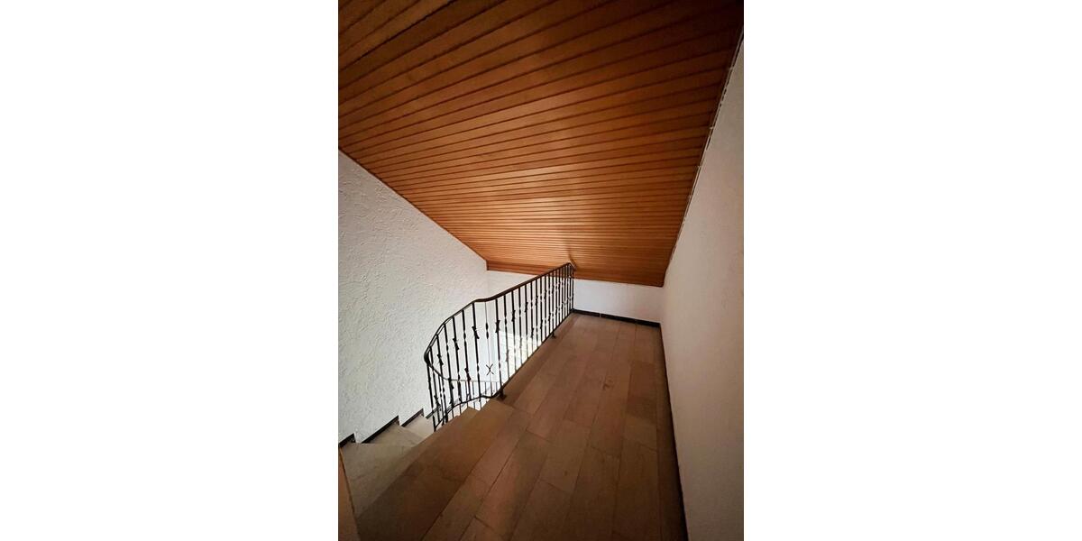 Dachgeschoßwohnung Neunburg vorm Wald - 4 Zimmer, 88 m&sup2;, 650&euro; | Angebot:24415537