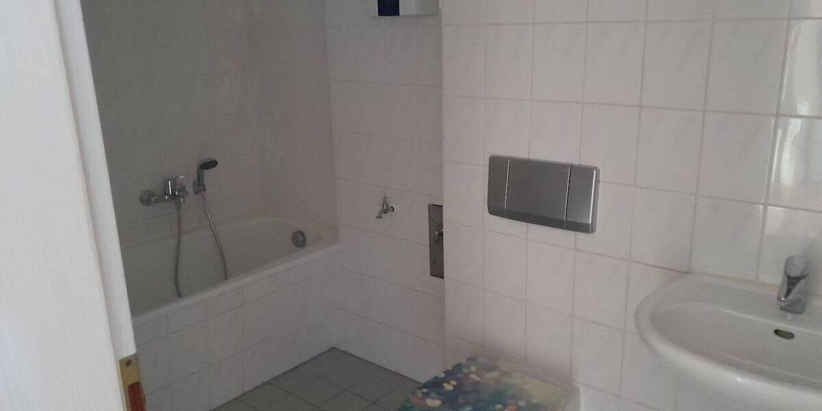 Etagenwohnung Naumburg (Saale) Bad Kösen - 2 Zimmer, 58 m&sup2;, 382&euro; | Angebot:26016315