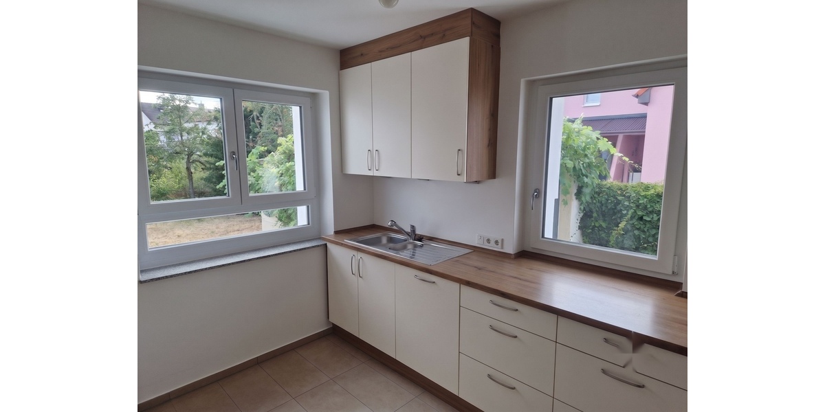 6-Zi-DHH neu saniert, Wärmepumpe, Wallbox-ready, Dämmung, EBK, großer Garten - Einfamilienhaus Stockstadt am Main | Angebot:26986202