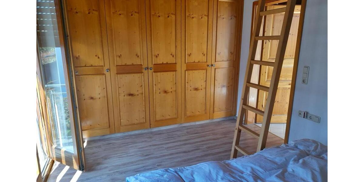 Dachgeschoßwohnung Grafing bei München - 2.5 Zimmer, 61 m&sup2;, 958&euro; | Angebot:26482712