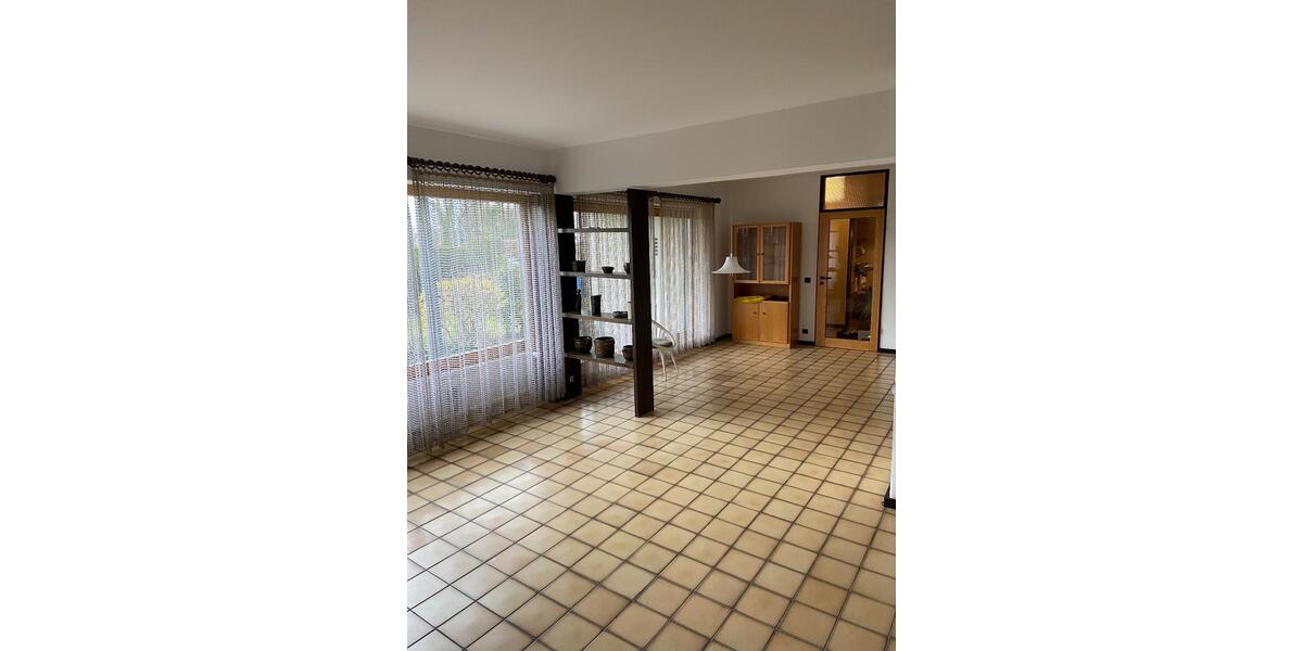 Einfamilienhaus Neuwied - 4 Zimmer, 125 m&sup2;, 1.100&euro; | Angebot:25023014