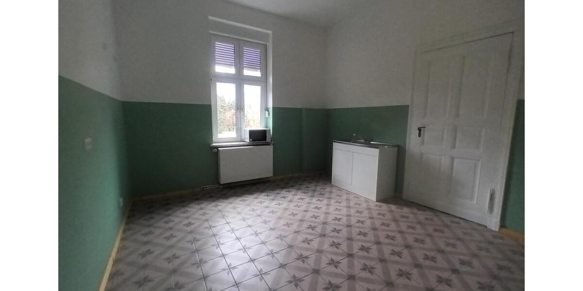 Hochparterre Luckenwalde - 5 Zimmer, 150 m&sup2;, 1.200&euro; | Angebot:26035070