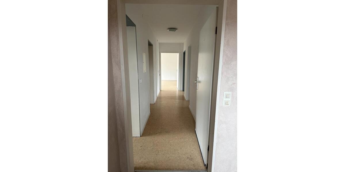 Etagenwohnung Hersbruck - 3 Zimmer, 86 m&sup2;, 900&euro; | Angebot:25637730
