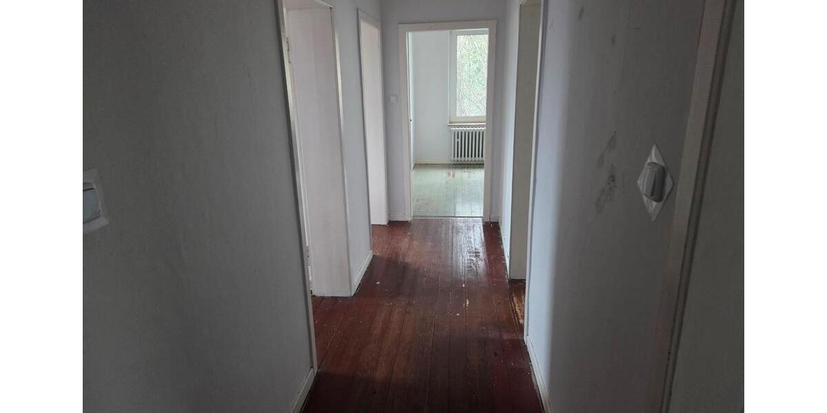 Etagenwohnung Werdohl - 3 Zimmer, 61 m&sup2;, 305&euro; | Angebot:24590505