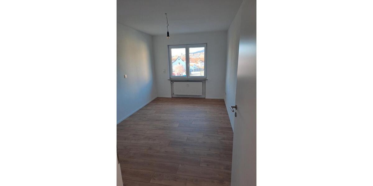 Etagenwohnung Gaildorf - 3 Zimmer, 85 m&sup2;, 920&euro; | Angebot:26035406