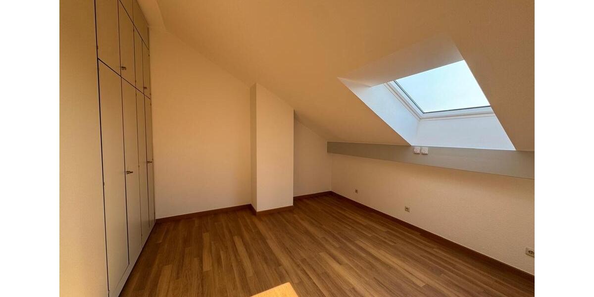 Maisonettenwohnung Lorsch - 4 Zimmer, 146 m&sup2;, 1.500&euro; | Angebot:25852752