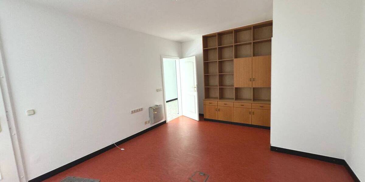 Mehrfamilienhaus, Wohnhaus Irrel - 1 Zimmer, 247 m&sup2;, 2.500&euro; | Angebot:25693095