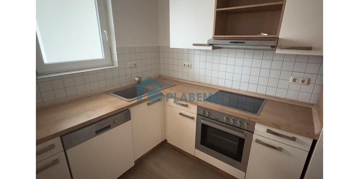 Dachgeschoßwohnung Schwerin Friedrichsthal - 4 Zimmer, 126 m&sup2;, 1.450&euro; | Angebot:24271386