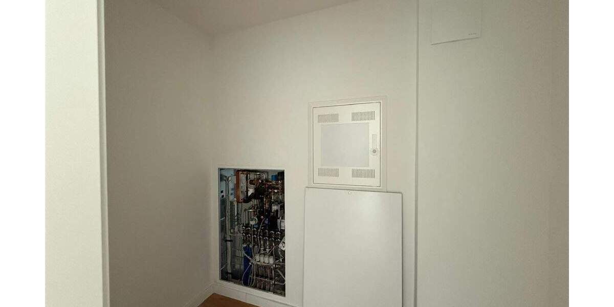 BIS 31.12.2029 - Moderne 3-Zimmer-Wohnung mit Tageslichtbad 3 zimmer