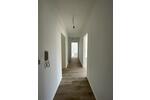 **LuxusWohnung mit Balkon !!**