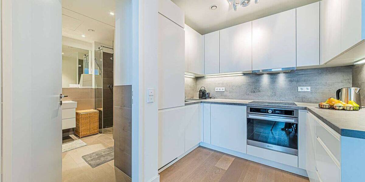 Etagenwohnung Frankfurt am Main Sachsenhausen - 2 Zimmer, 67 m&sup2;, 2.650&euro; | Angebot:25726226