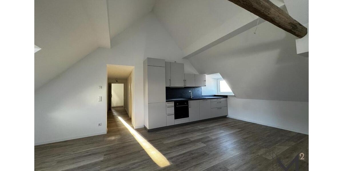 Dachgeschoßwohnung Ettringen - 2 Zimmer, 82 m&sup2;, 850&euro; | Angebot:23641600
