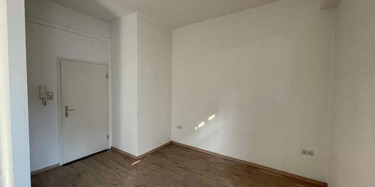 Etagenwohnung Bünde - 2 Zimmer, 85 m&sup2;, 655&euro; | Angebot:24825520