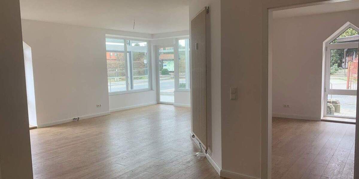 RESERVIERT - Traumhafte 2-Zimmer Wohnung mit Wintergarten 2 zimmer