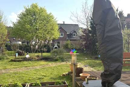 Wohnung Krefeld Gellep-Stratum - 4 Zimmer, 88 m&sup2;, 1.150&euro; | Angebot:26168065