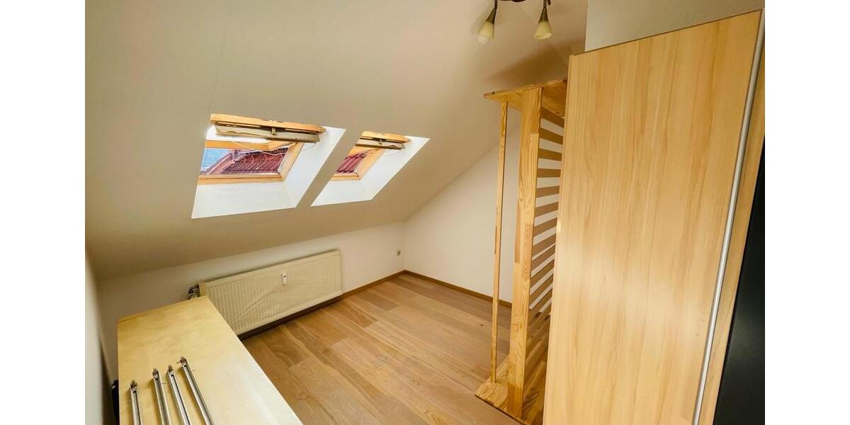 Dachgeschoßwohnung Erfurt Daberstedt - 1.5 Zimmer, 54 m&sup2;, 880&euro; | Angebot:25205333