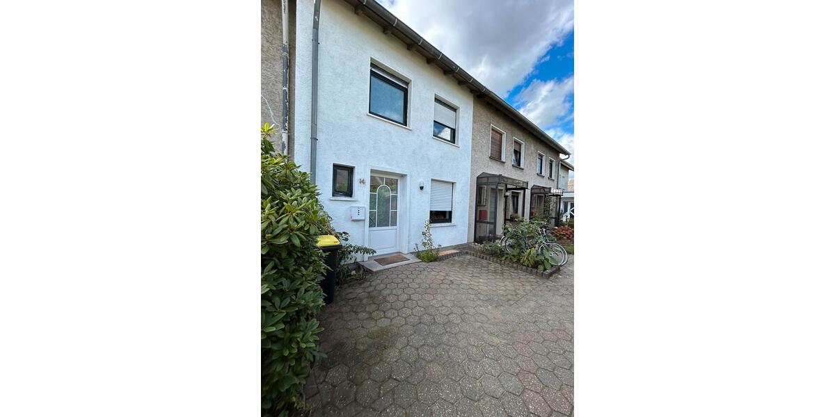 Etagenwohnung Lingen (Ems) Damaschke - 5 Zimmer, 115 m&sup2;, 300&euro; | Angebot:25588598