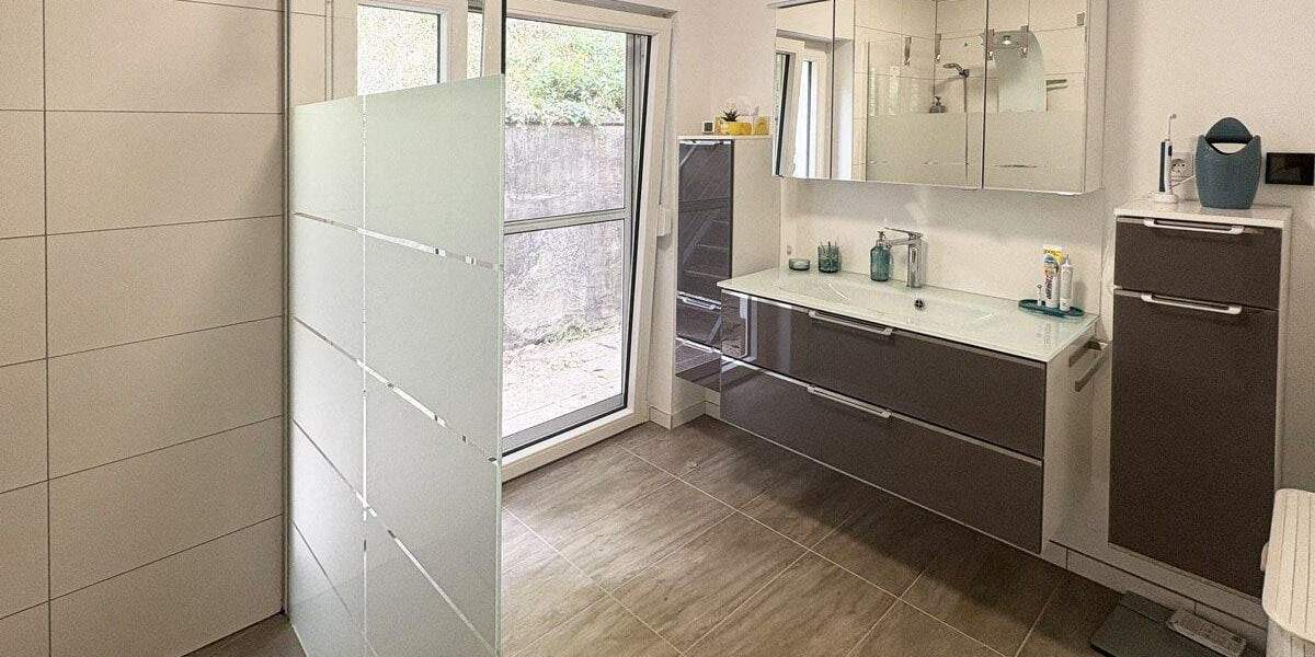 Einfamilienhaus Kronach - 3 Zimmer, 102 m&sup2;, 1.020&euro; | Angebot:23100351