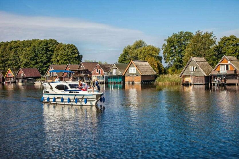 ♥Müritz-Hausboot♥ Urlaub im mobilen Hausboot in der Seenplatte