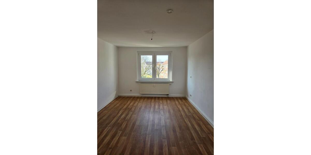 Etagenwohnung Kalbe (Milde) - 2 Zimmer, 50 m&sup2;, 242&euro; | Angebot:25417992