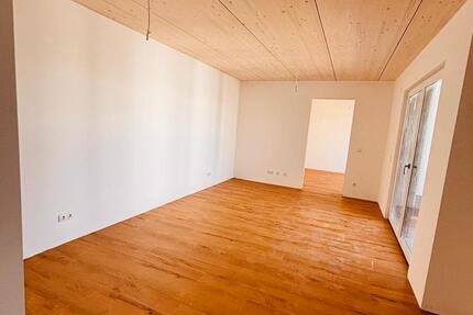 Wohnung Straubing - 3 Zimmer, 69 m&sup2;, 765&euro; | Angebot:25979884