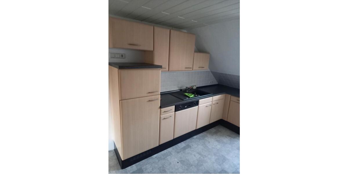 Dachgeschoßwohnung Luckenwalde - 2.5 Zimmer, 65 m&sup2;, 520&euro; | Angebot:26463392