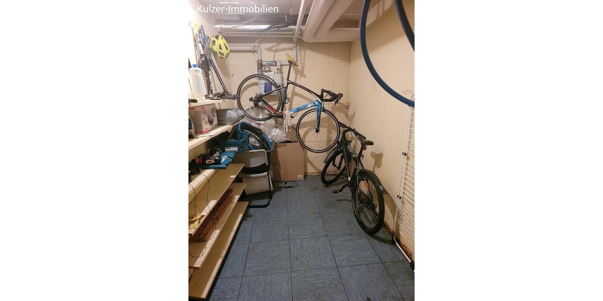 Dachgeschoßwohnung Lörrach - 1 Zimmer, 15 m&sup2;, 360&euro; | Angebot:25057339