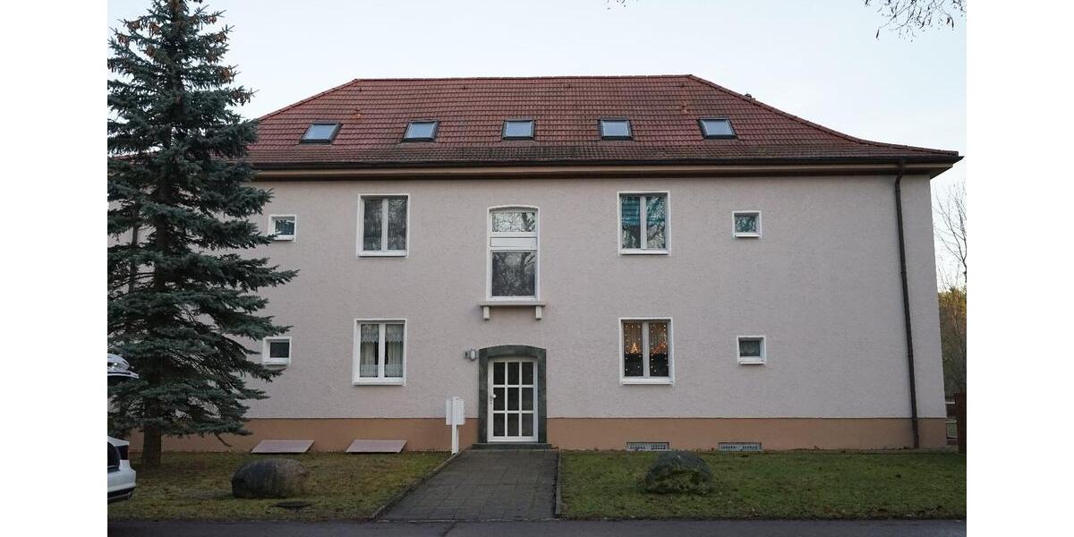 Dachgeschoßwohnung Jüterbog - 1 Zimmer, 61 m&sup2;, 350&euro; | Angebot:25804742