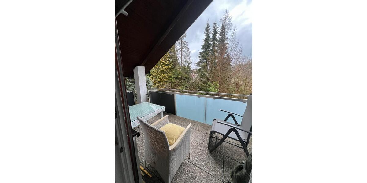 Dachgeschoßwohnung Baden-Baden Baden - 2.5 Zimmer, 70 m&sup2;, 1.300&euro; | Angebot:25760610