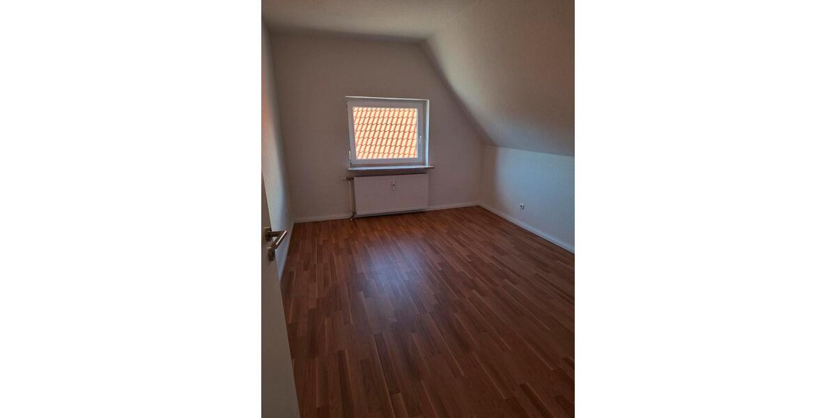 Etagenwohnung Bleckede - 3 Zimmer, 87 m&sup2;, 750&euro; | Angebot:26373002