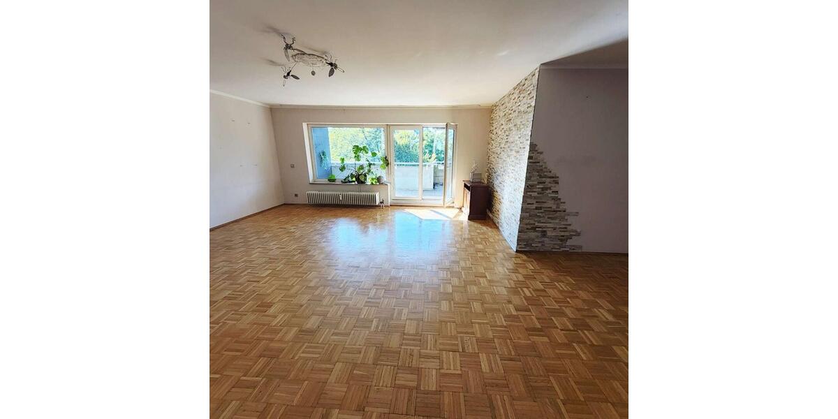 Etagenwohnung Köln Kalk - 4 Zimmer, 111 m&sup2;, 1.500&euro; | Angebot:26705743
