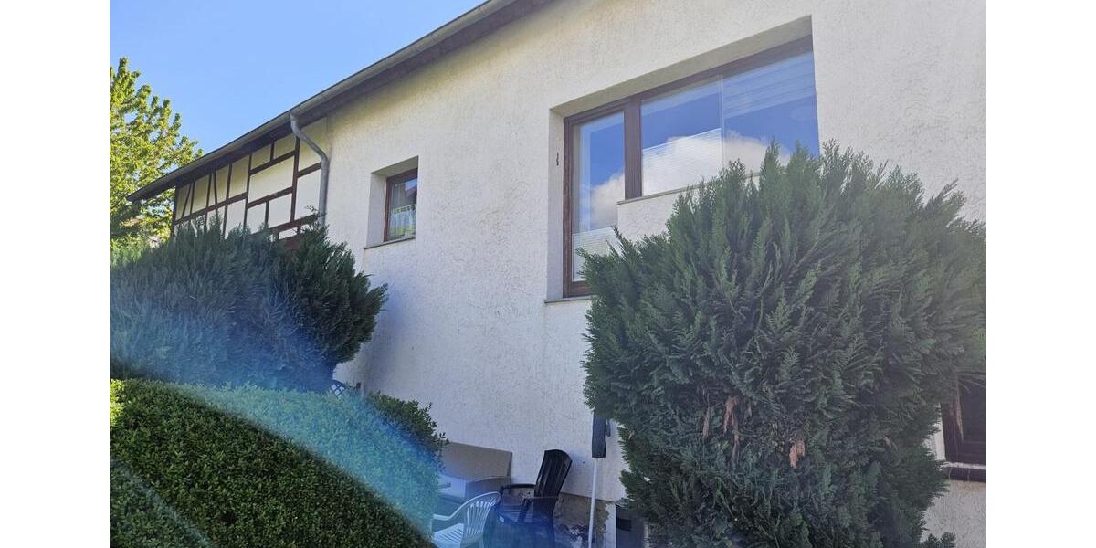 Einfamilienhaus Schwalmstadt - 7 Zimmer, 100 m&sup2;, 20&euro; | Angebot:16229101