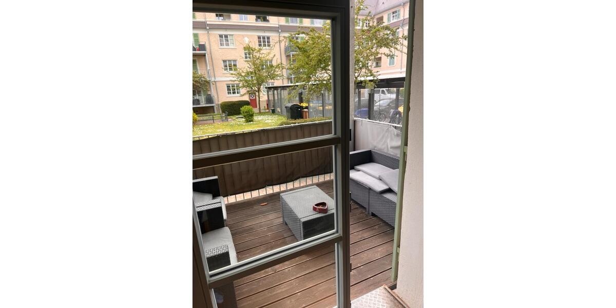 Hochparterre Ludwigshafen am Rhein Ludwigshafen-Hemshof - 2 Zimmer, 76 m&sup2;, 1.500&euro; | Angebot:26375462
