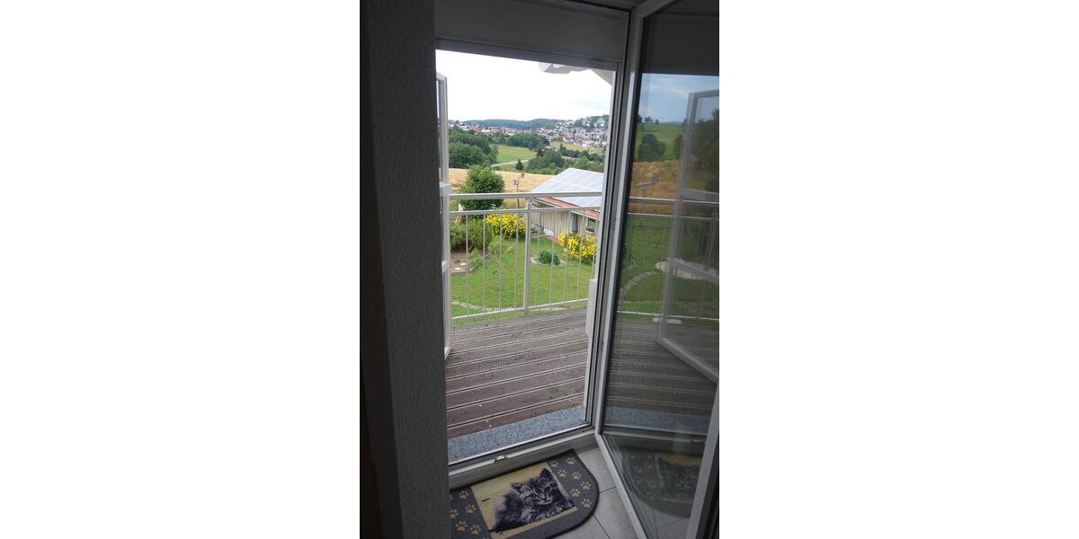 unsere schöne, moderne 2-Zi-Single-DG-Wohnung mit Balkon 2 zimmer