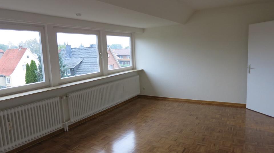 Dachgeschoßwohnung Sittensen - 2.5 Zimmer, 65 m&sup2;, 650&euro; | Angebot:24840226