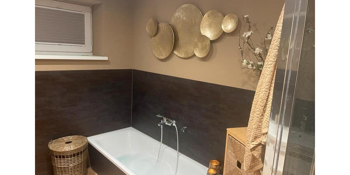 Erdgeschoßwohnung Rechlin - 4 Zimmer, 130 m&sup2;, 1.100&euro; | Angebot:24946710