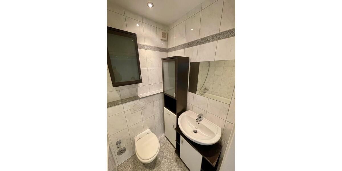 Etagenwohnung Hannover Vahrenwald-List - 3 Zimmer, 75 m&sup2;, 1.100&euro; | Angebot:26024224