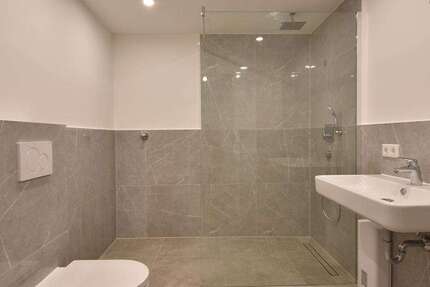 Wohnung Düsseldorf Urdenbach - 2 Zimmer, 75 m&sup2;, 1.250&euro; | Angebot:27002814