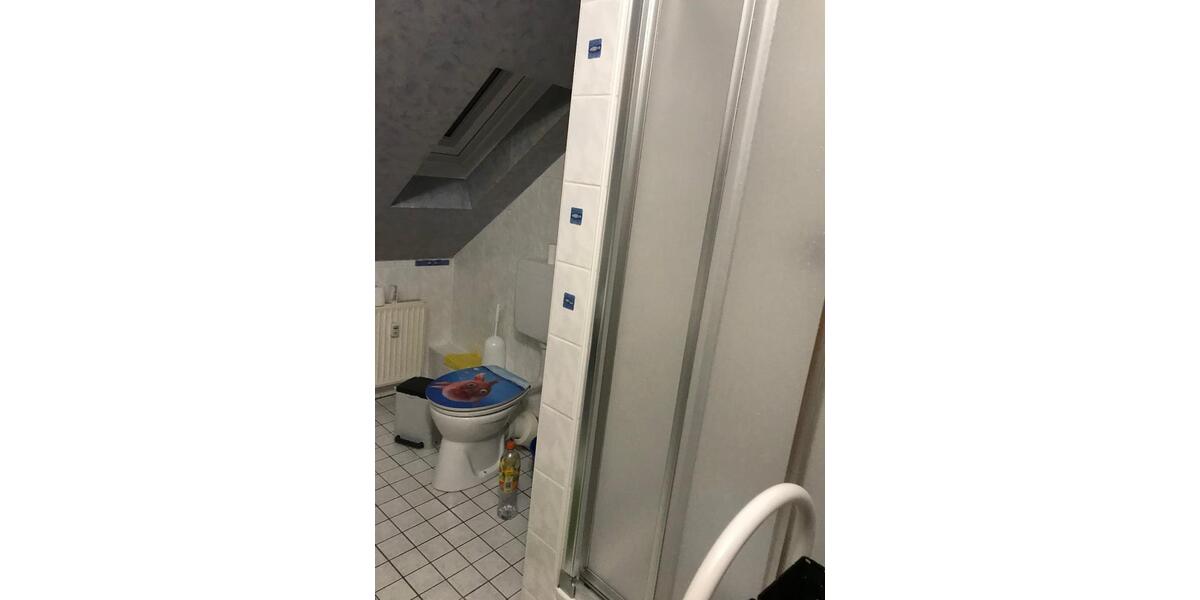 Dachgeschoßwohnung Bergneustadt - 1 Zimmer, 40 m&sup2;, 325&euro; | Angebot:26470928